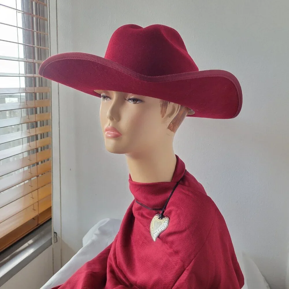 Goorin Bros’ Women's Burgundy / Wine Cowboy Wide Brim Fall/Winter Hat